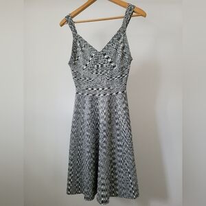 Guess Black White Knit A-Line Open Back Dress Size S